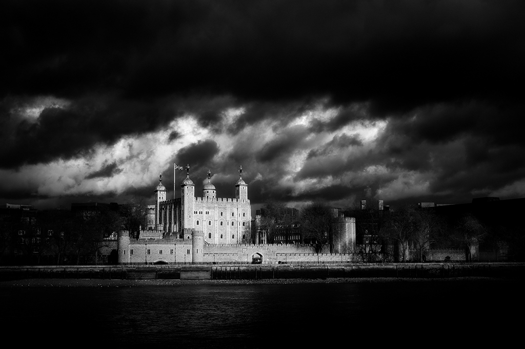Leica M11 sample image: black and white image of the Tower of London