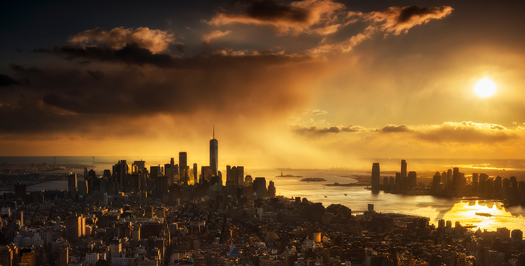 Leica M11 sample image: New York city skyline and the Hudson river at sunset, with an approaching raincloud