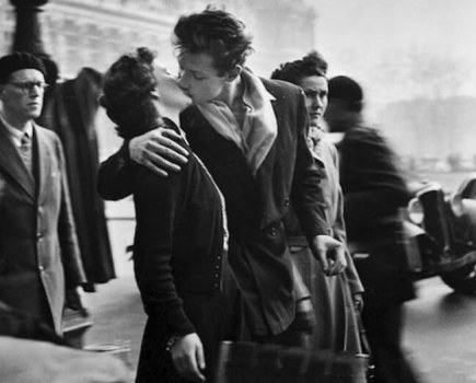 Robert Doisneau, The Kiss