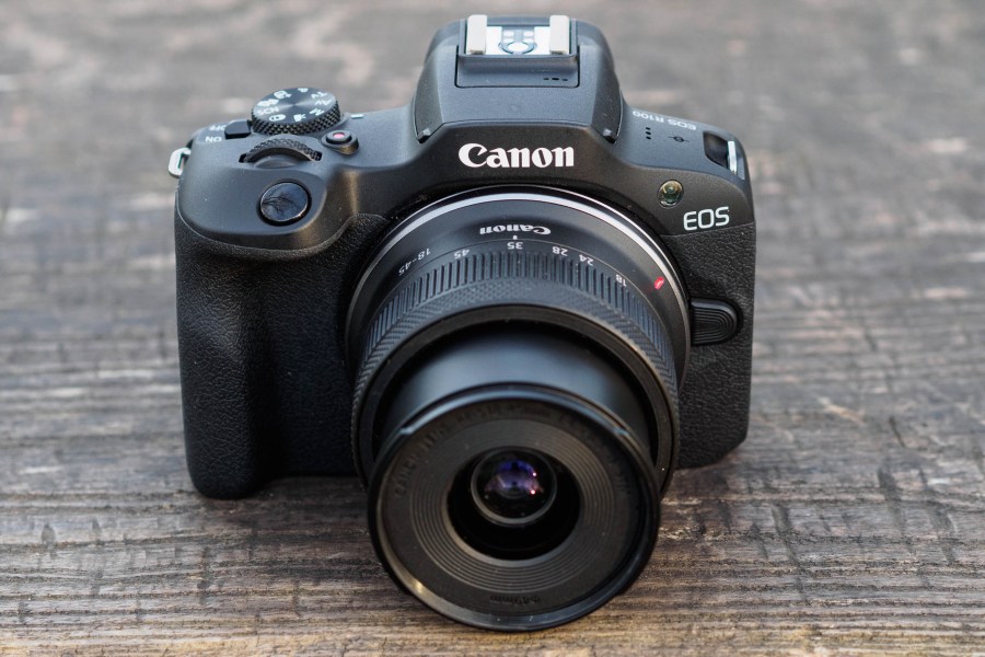 Canon EOS R100 with 18-45mm kit zoom