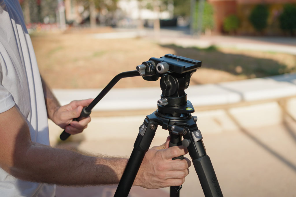 Vanguard Alta Pro 3VRL professional video tripod