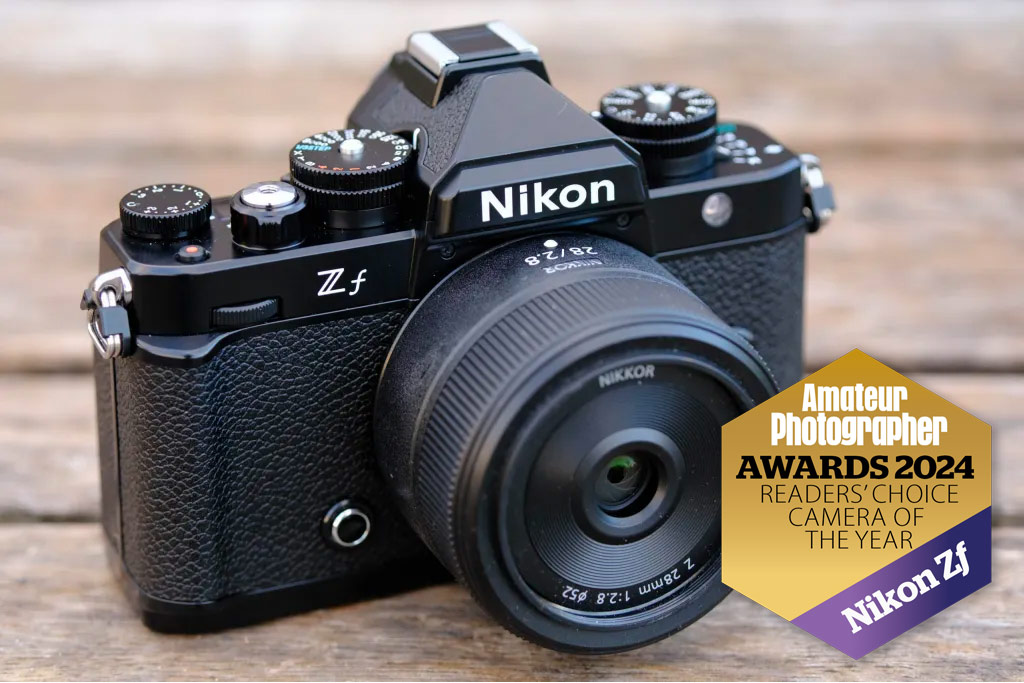 Compact retro Nikon full-frame camera falls in price