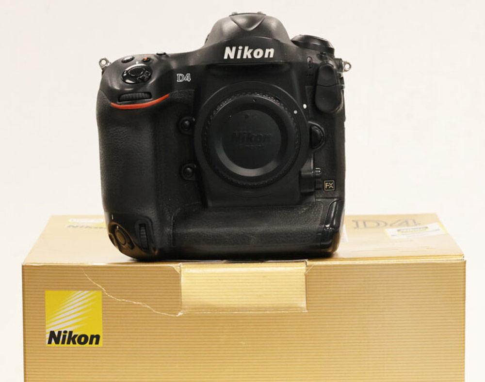 Nikon D4