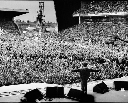 Noel Maine Road jill furmanovsky gig crowd image from the stage