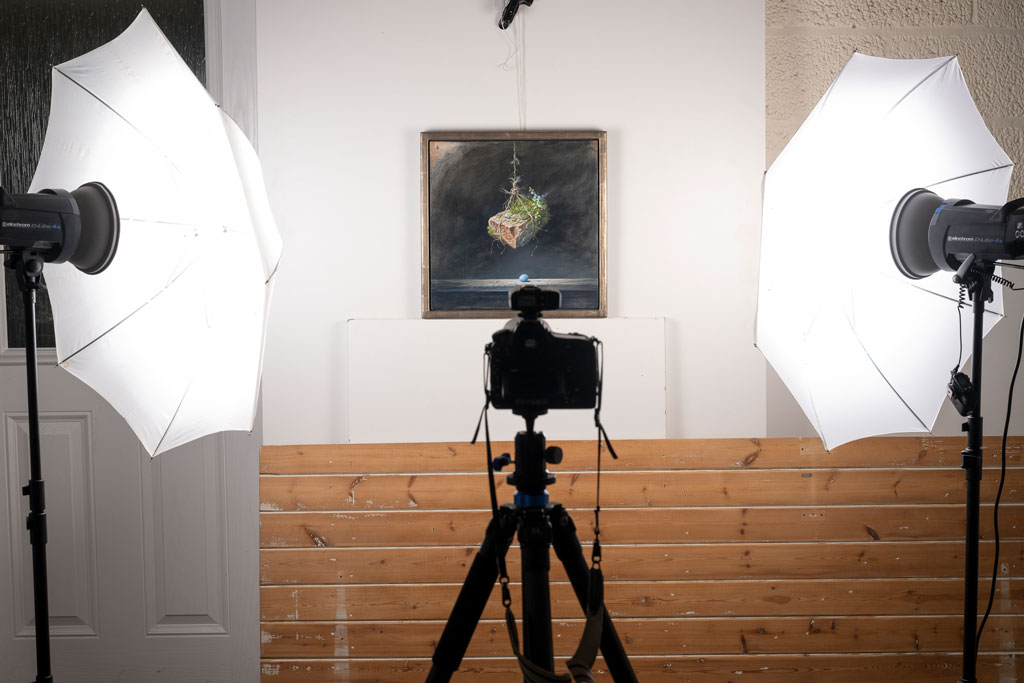 Photographing artworks lighting