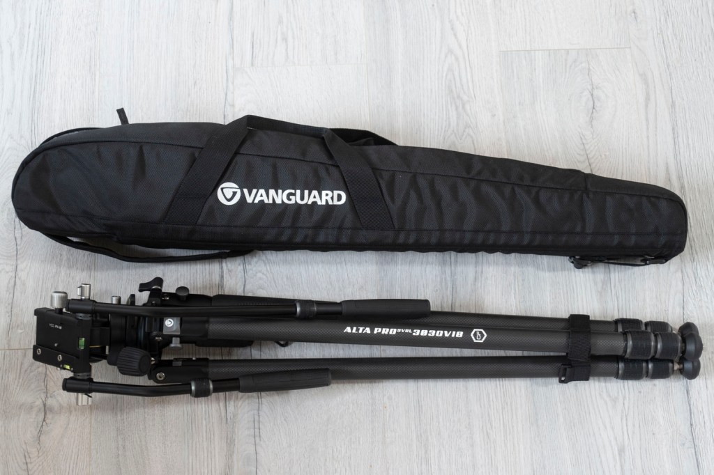 Vanguard Alta Pro 3VRL 303CV18 folded with carry case