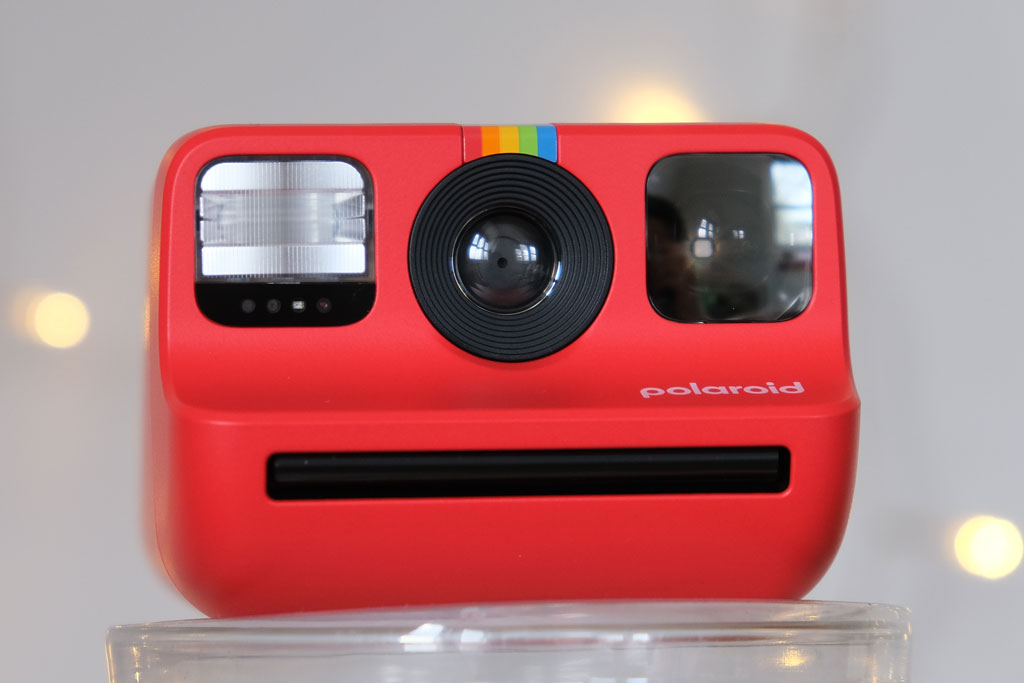 'World's smallest instant camera': Polaroid Go Generation 2 announced ...