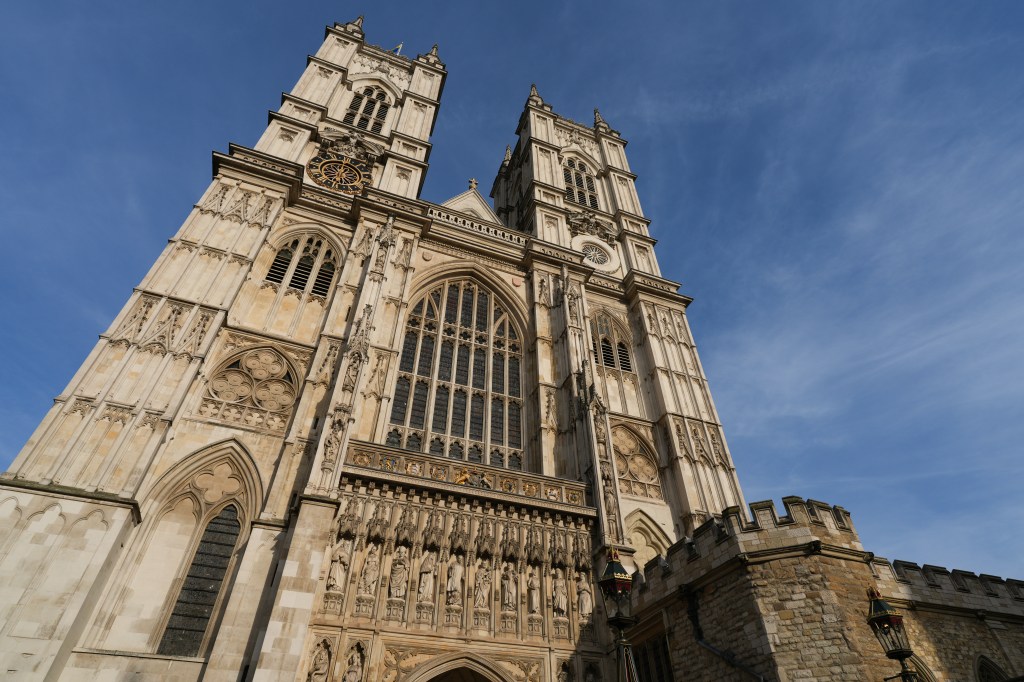 Sony FE 16-25mm F2.8 G Westminster Abbey sample image