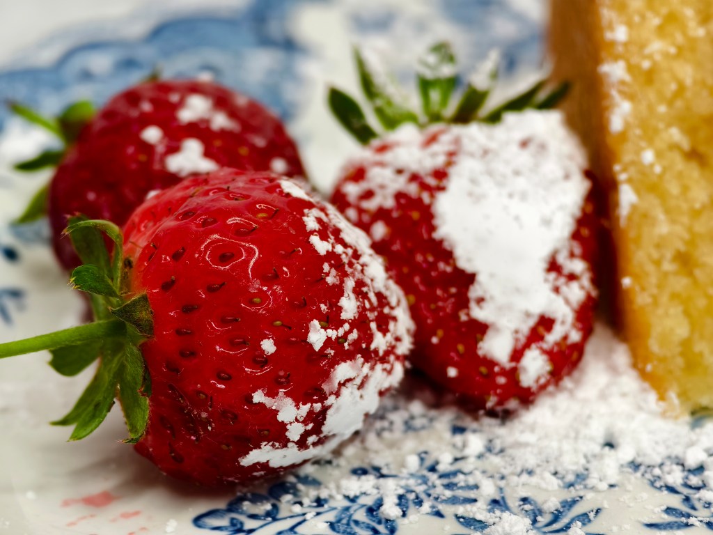 Strawberries and cake, another amazing macro photo. Photo taken with the Vivo X100 Pro 4.3x telephoto camera. Photo Joshua Waller