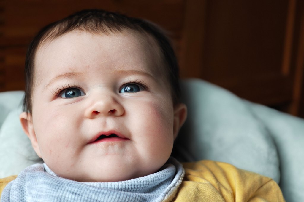 Xiaomi 14 Ultra sample image, portrait of a baby