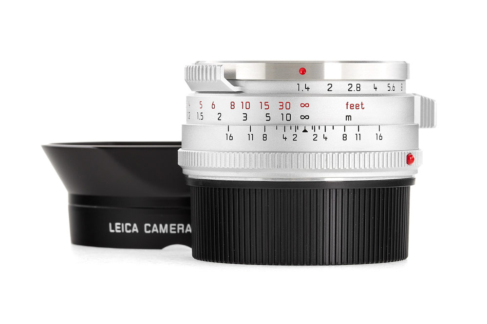 Leica auction charity lens