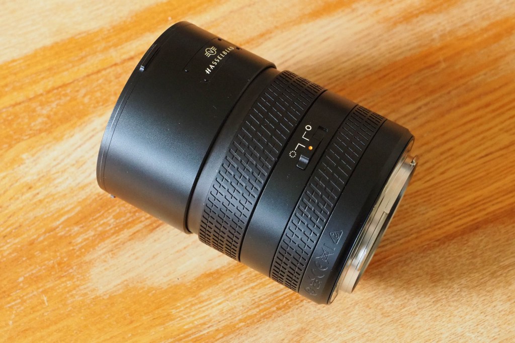 Hasselblad XCD 25mm F2.5 V clicked / clickless operation switch
