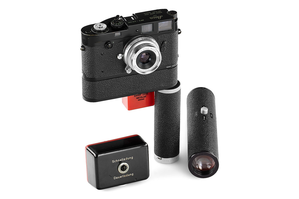 Leica auction MP2 black paint