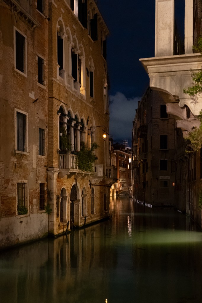 Nikon Z7II sample image high ISO, Venice canal, switch to mirrorless