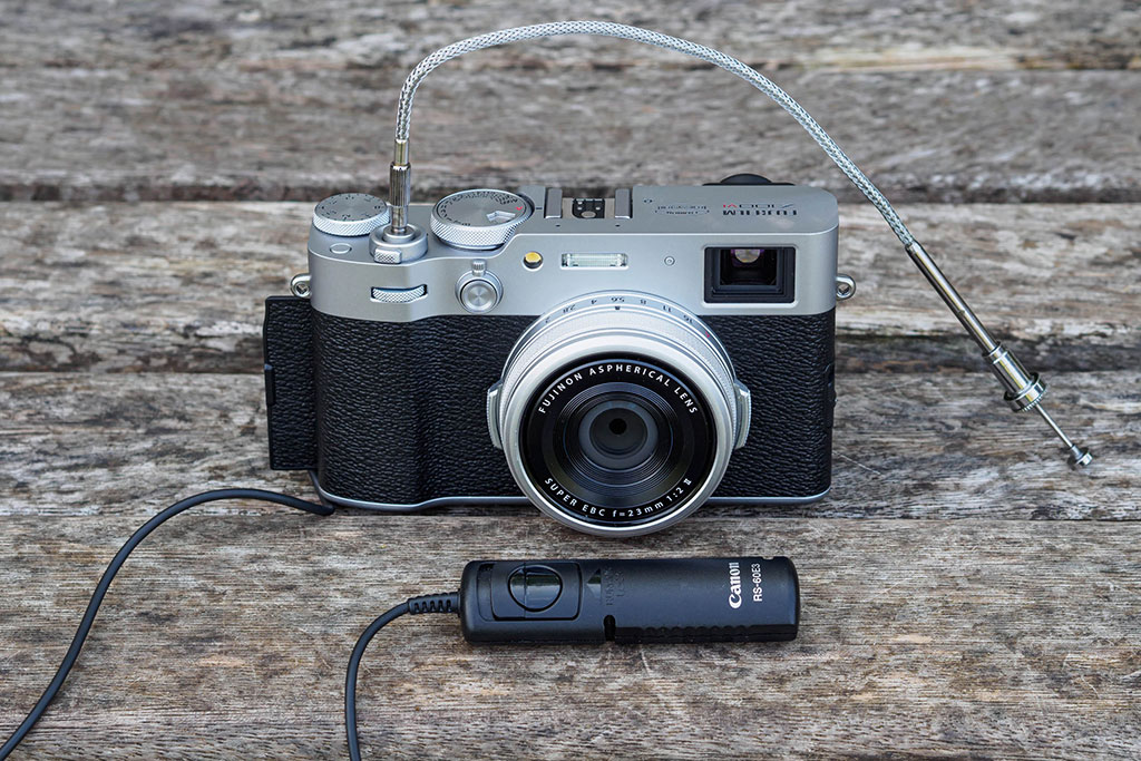 Fujifilm X100VI with screw-in and Canon RS-60E3 cable releases