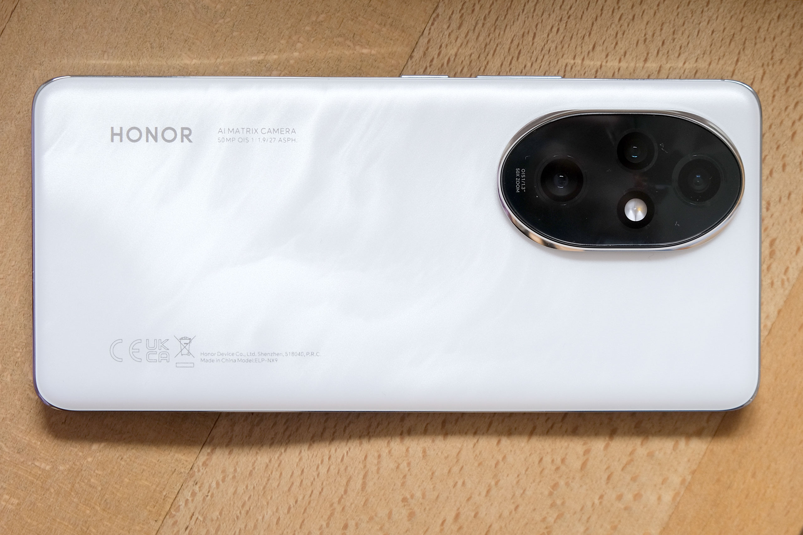 Honor 200 Pro First Look Review - Triple camera shines in Paris ...