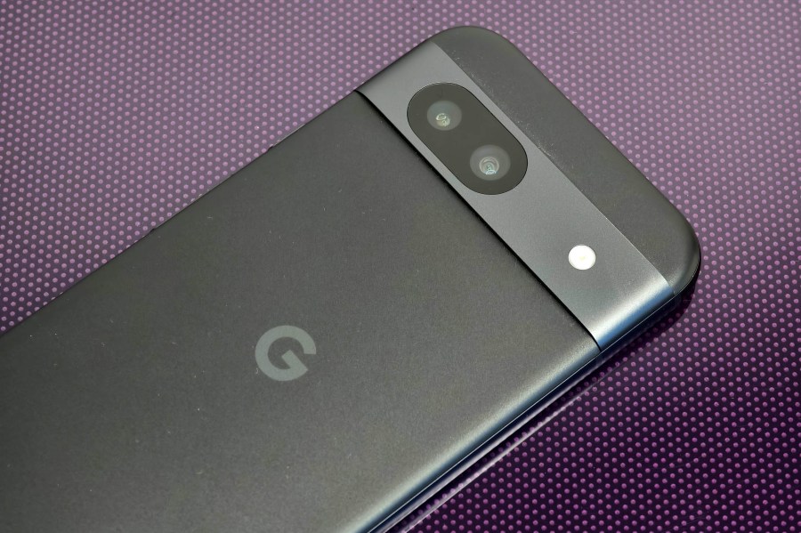 Google Pixel 8A. Photo JW