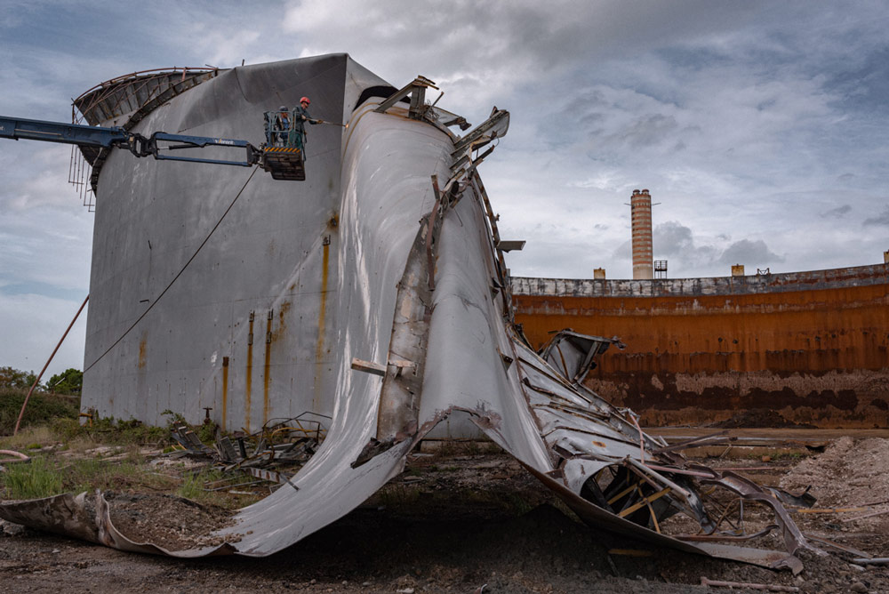 Even shots of a disused power plant can win you a big prize