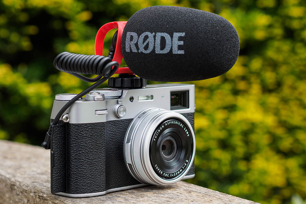 Fujifilm X100VI with Rode VideoMicro II