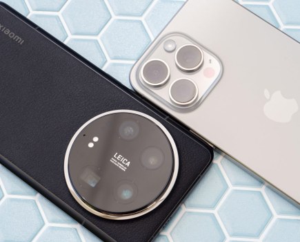 Xiaomi 14 Ultra and iPhone15 Pro Max
