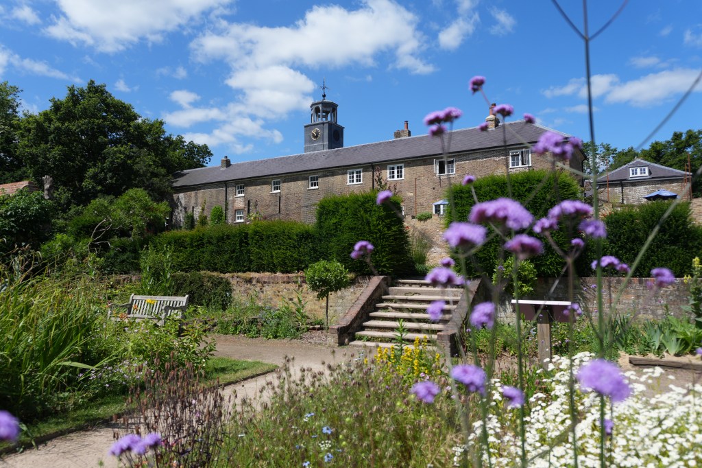 Country house. Photo Richard Sibley