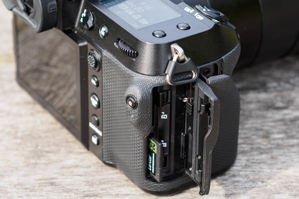 Fujifilm GFX100S II SD card slots