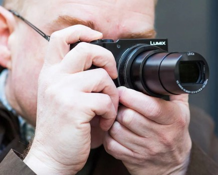 AP technical editor Andy Westlake aiming and shooting with the Panasonic Lumix TZ200, one of the best cameras for travel