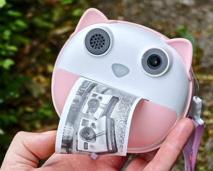 HelloBaby Instant Camera Printer. Photo JW