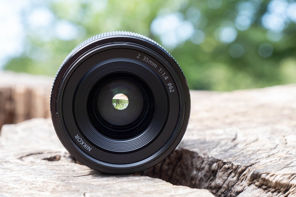 Nikon Nikkor Z 35mm f/1.4, aperture blades