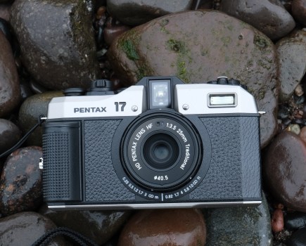 pentax 17