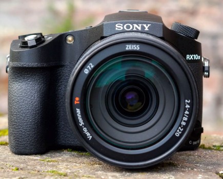 Sony Cybershot RX10 IV. Image credit: Andy Westlake