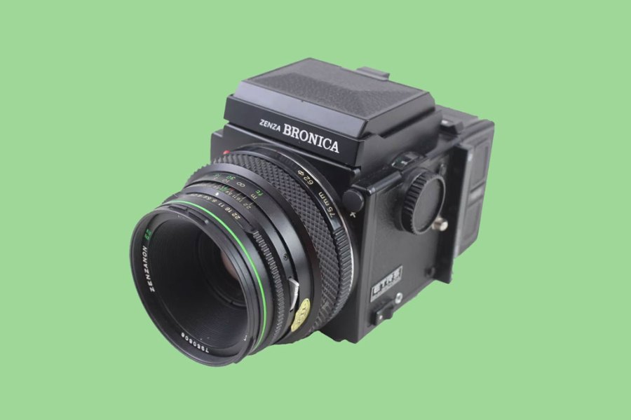 Zenza Bronica Medium Format film camera, demand for vintage cameras rises in wedding season