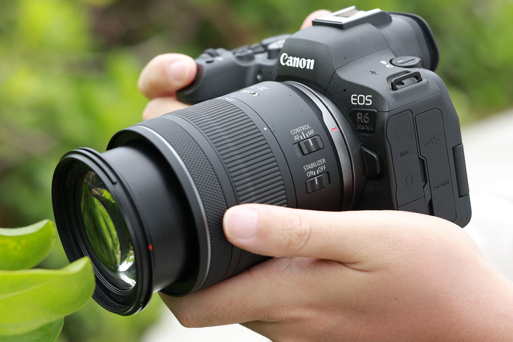 Canon RF 28-70mm F2.8 IS STM on the EOS R6 Mark II