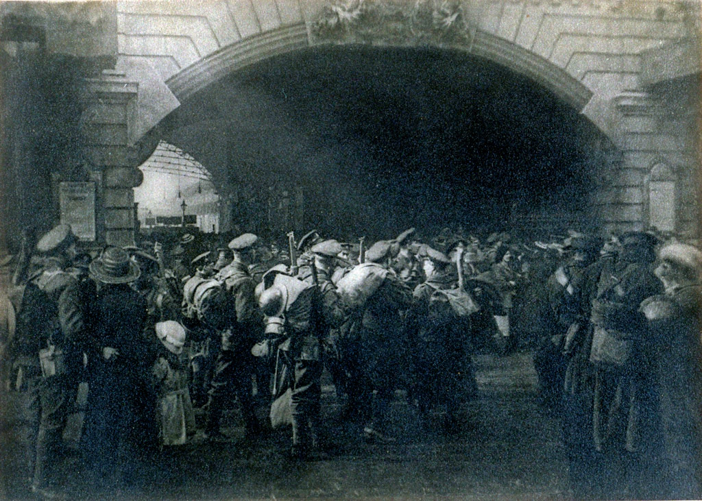 FJ Mortimer, soldier gather at Waterloo Station