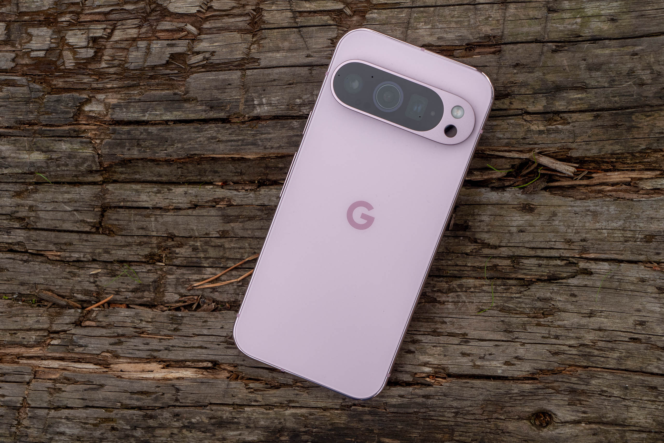 Google Pixel 9 Pro Review Smaller screen, same great camera Amateur