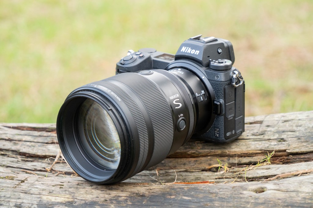 Nikon Nikkor 135mm f/1.8 S Plena Lens