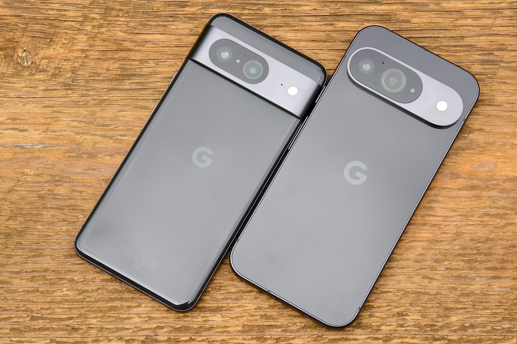 Google Pixel 8 (left) Google Pixel 9 (right) in black. Photo Joshua Waller