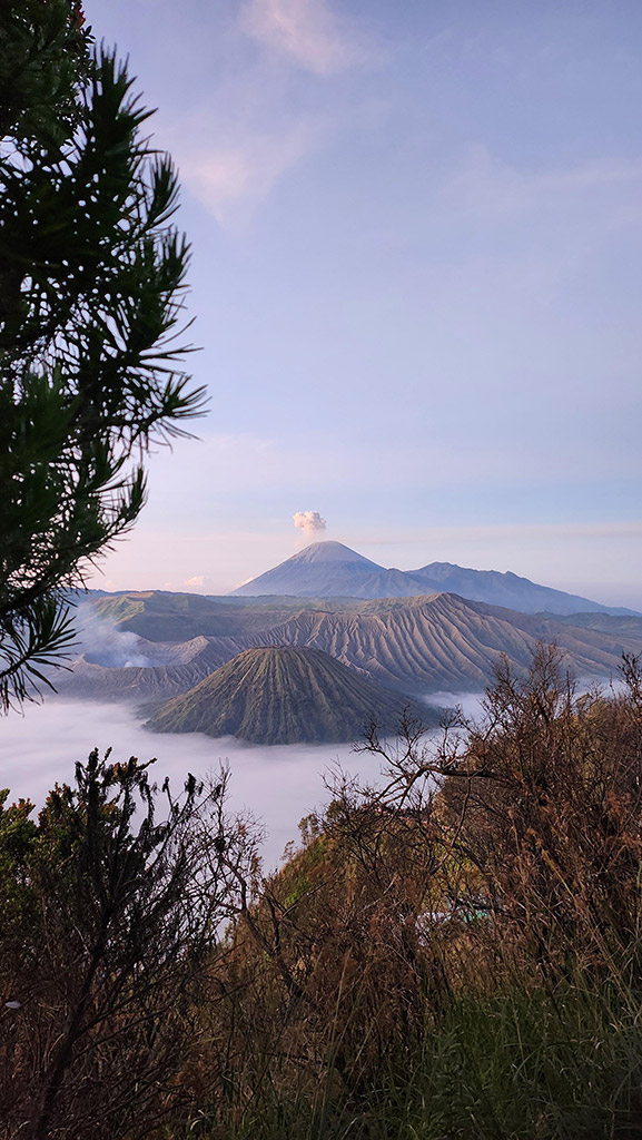 Standard Chartered Smartphone Weather Photographer of the Year, Nur Syaireen Natasya Binti Azaharin, Volcanoes