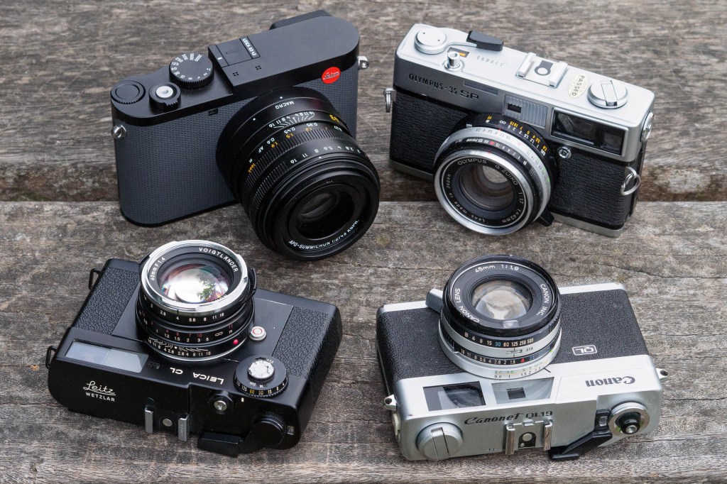 Leica Q3 43 vs 35mm film rangefinders