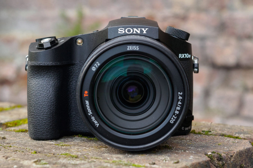 Sony RX10 IV, What to pack for travel photography?