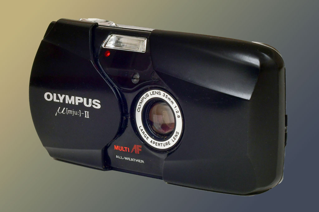 Olympus Mju II three-quarter view