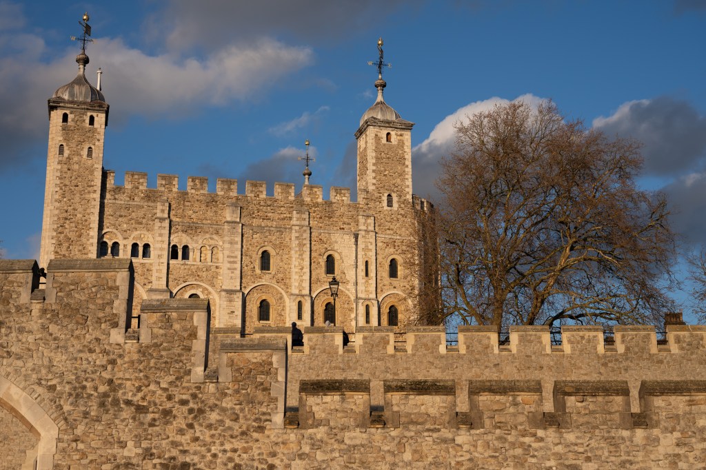 Sony FE 28-70mm F2 GM Tower of London sample image