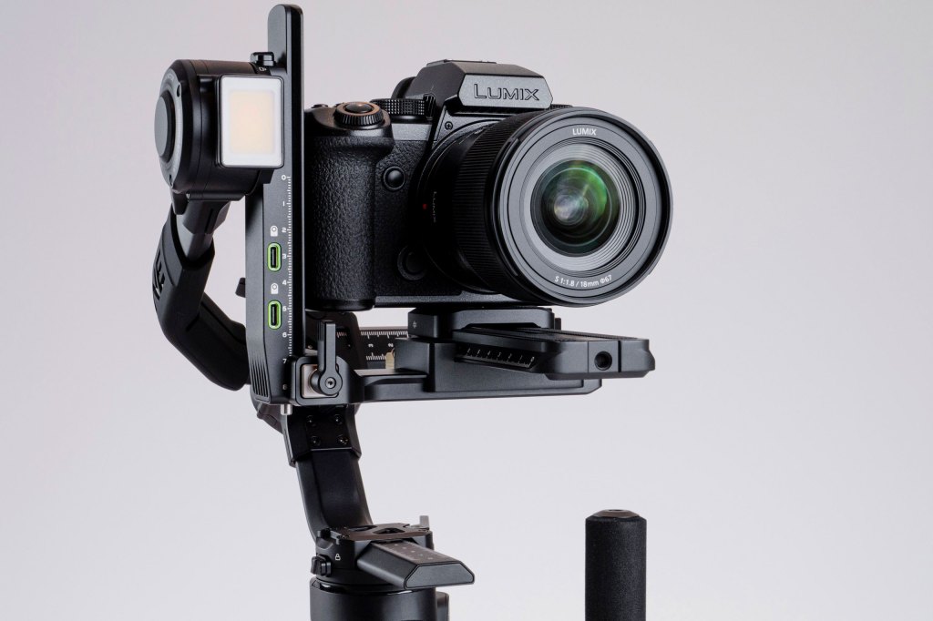 Zhiyun Crane 4 gimbal