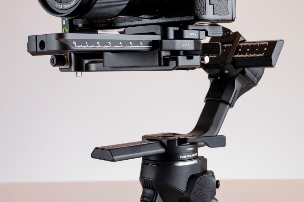 Zhiyun Crane 4 gimbal