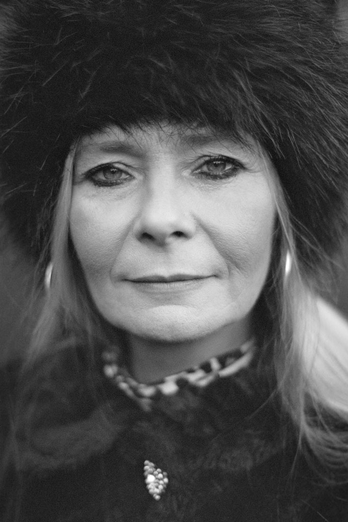 Nikon F2AS sample image, portrait of a woman