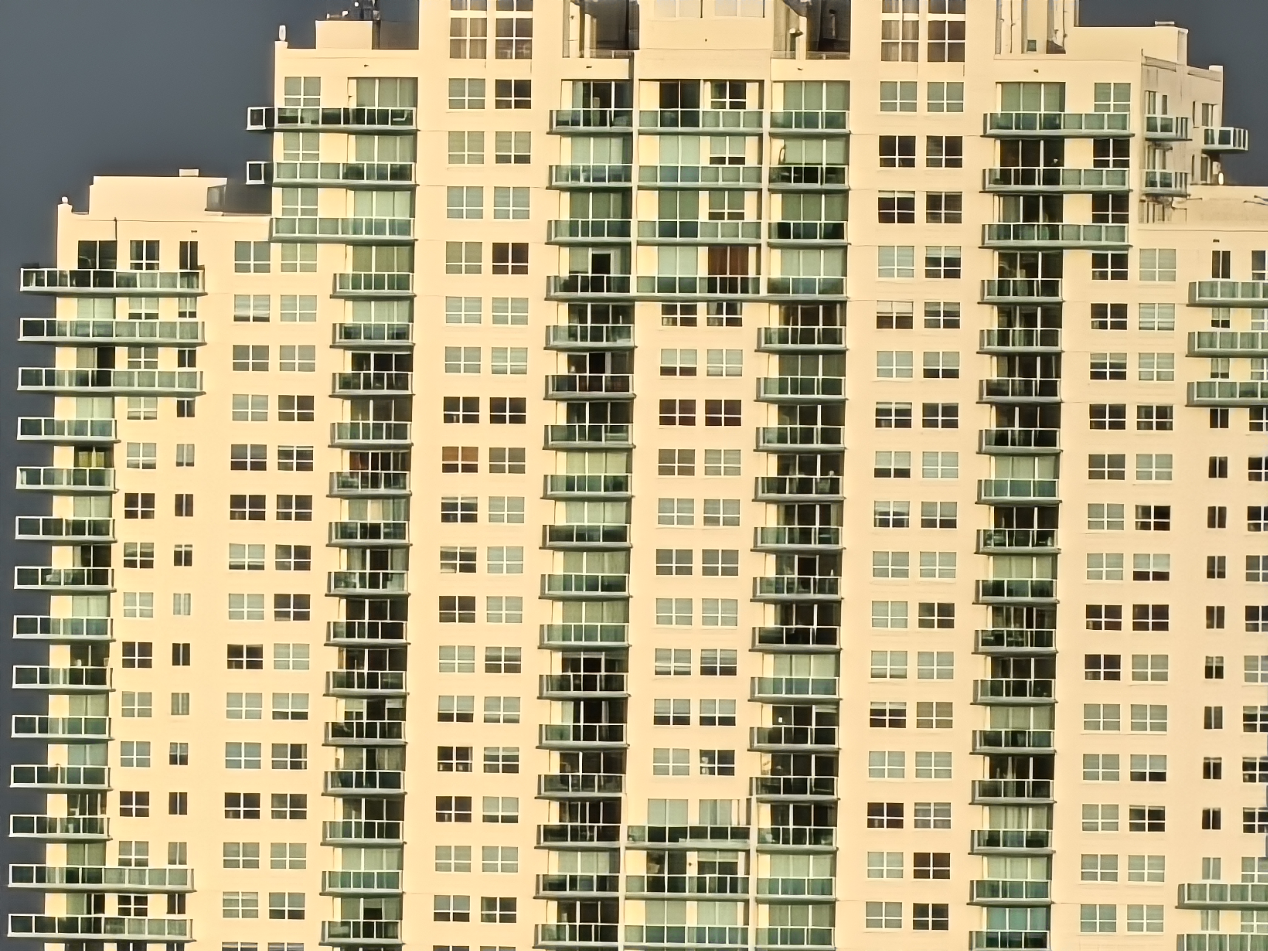 30x zoom on building windows