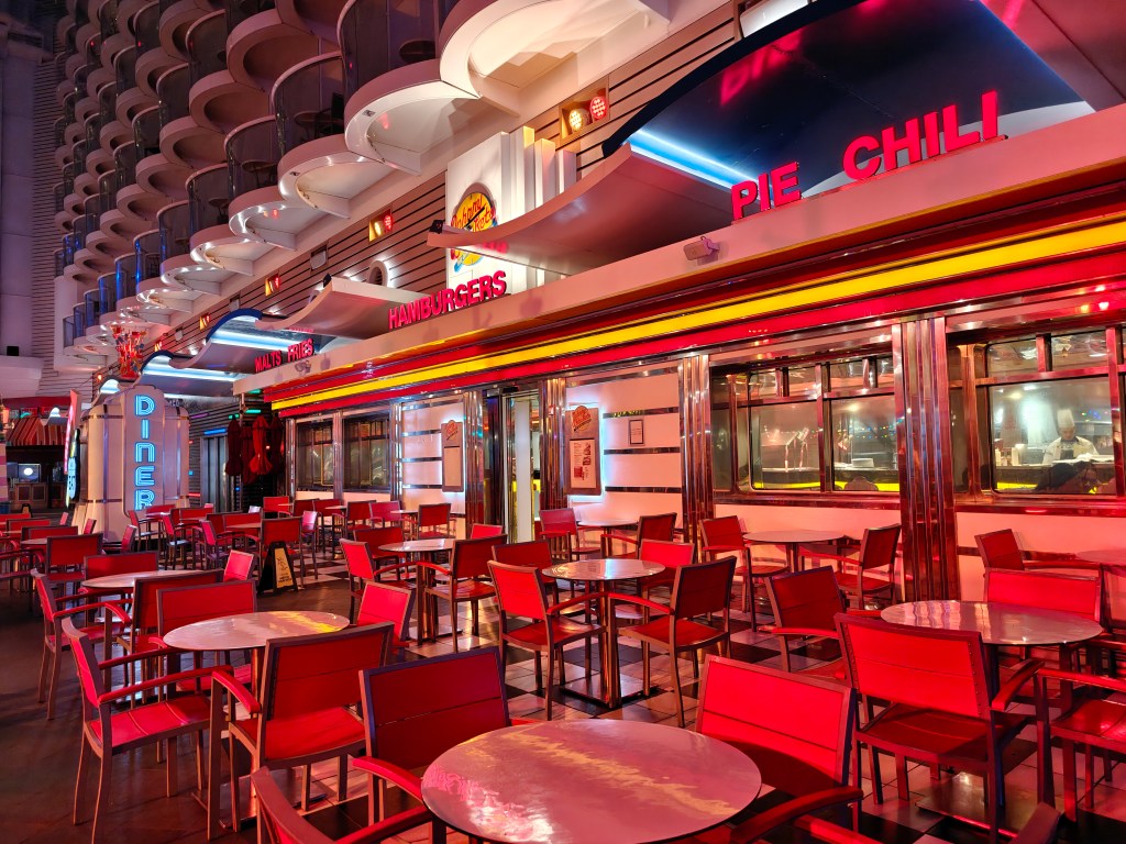 photo of a american diner style restaurant