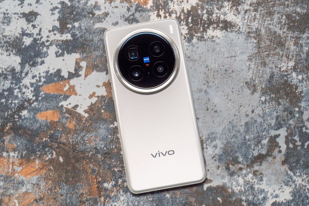 Vivo X200 Pro Review: A superb all rounder with excellent specs – but where can you buy it?