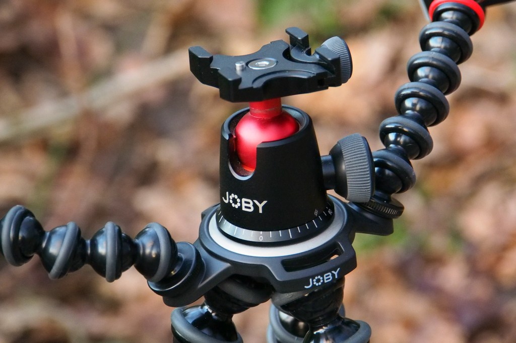 Joby GorillaPod 5K Rig comes with a high-quality Arca Swiss compatible ball-head - Photo JW