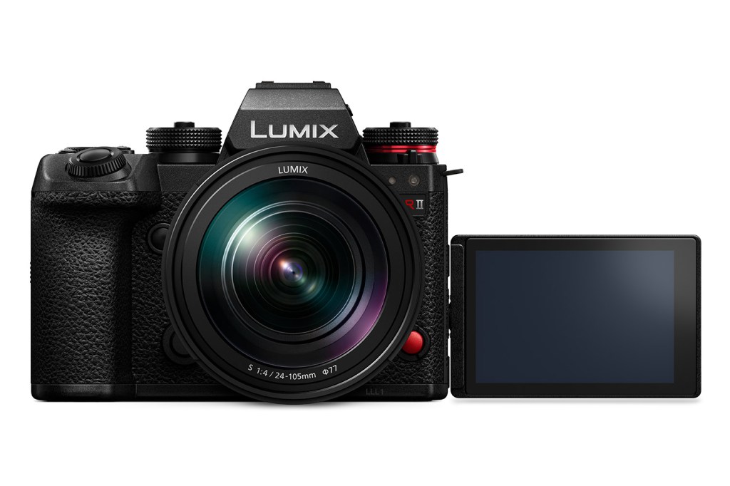 Panasonic Lumix S1RII with multi-angle screen. Image: Panasonic